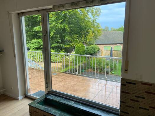 Wohnung zur Miete 865 € 4 Zimmer 93 m² frei ab 15.04.2026 Huttrop Essen 45138