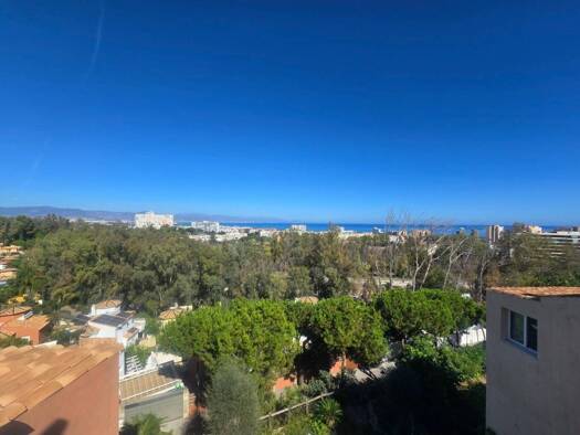 Chalet zum Kauf 950.000 € 3 Zimmer 235 m² 500 m² Grundstück Torremolinos 29620