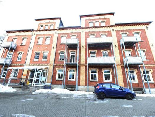 Wohnung zur Miete 335 € 2 Zimmer 37,3 m² Geschoss 2/3 frei ab sofort Markneukirchner Straße 32 Klingenthal Klingenthal 08248