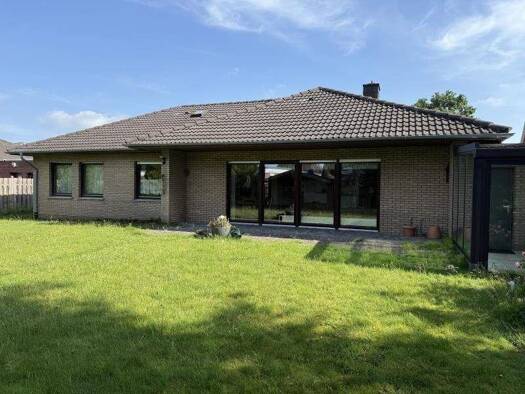 Bungalow zum Kauf 318.000 € 4 Zimmer 120 m² 730 m² Grundstück Papenburg 26871