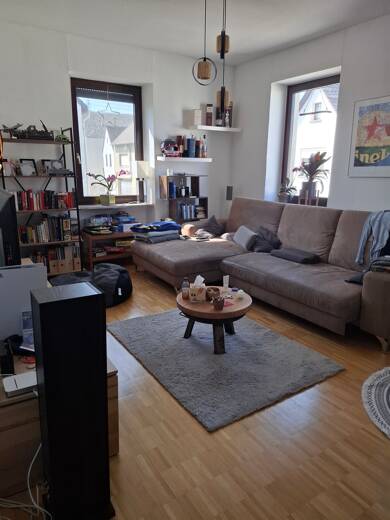 Wohnung zur Miete 750 € 3 Zimmer 89,9 m² 1. Geschoss Neuwieder Str. 5 Miesenheim Andernach 56626