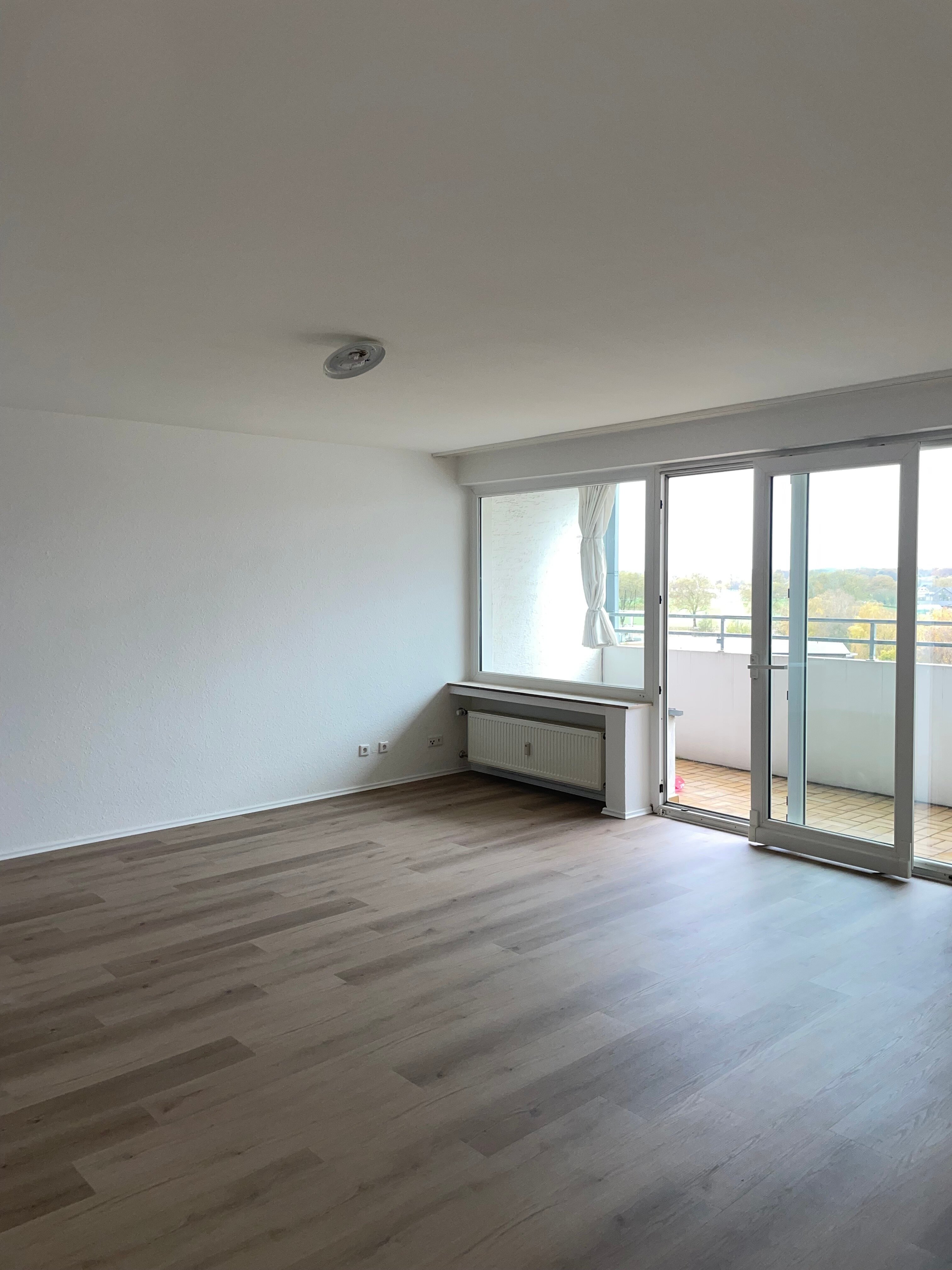 Wohnung zur Miete 670 € 3 Zimmer 88 m²<br/>Wohnfläche 7.<br/>Geschoss ab sofort<br/>Verfügbarkeit Kupferstraße 93 Osterfeld Lünen 44532