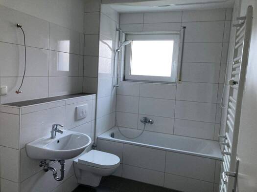 Wohnung zur Miete 890 € 3 Zimmer 73,6 m² EG Schützenstraße 33 Friedrichsdorf 61381