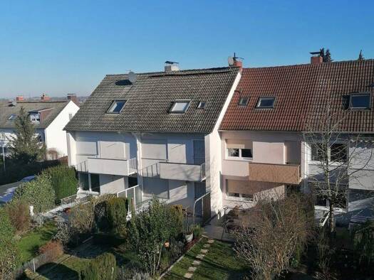 Reihenmittelhaus zum Kauf 569.000 € 6 Zimmer 120 m² 186 m² Grundstück frei ab sofort An der Roseneller xx Berkersheim Frankfurt am Main 60435