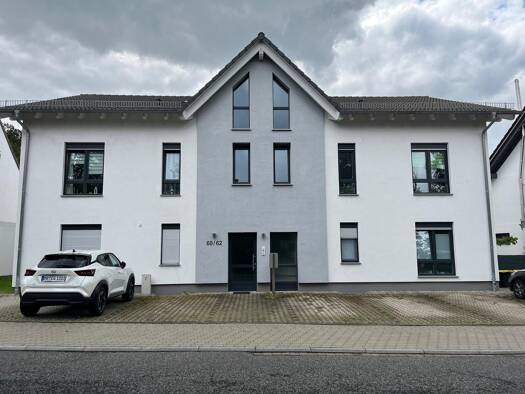 Mehrfamilienhaus zum Kauf als Kapitalanlage geeignet 1.800.000 € 20 Zimmer 605 m² 900 m² Grundstück Odenwaldstraße Cappel Marburg 35043