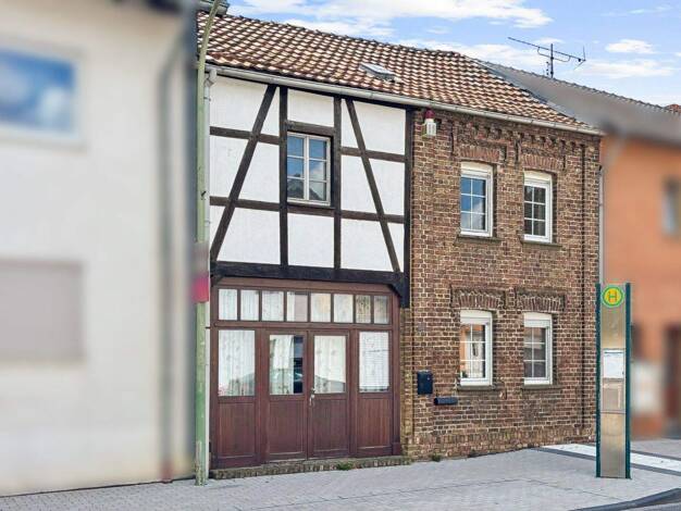 Einfamilienhaus zum Kauf 160.000 € 4 Zimmer 121,2 m² 1.196 m² Grundstück Bürvenich Zülpich 53909