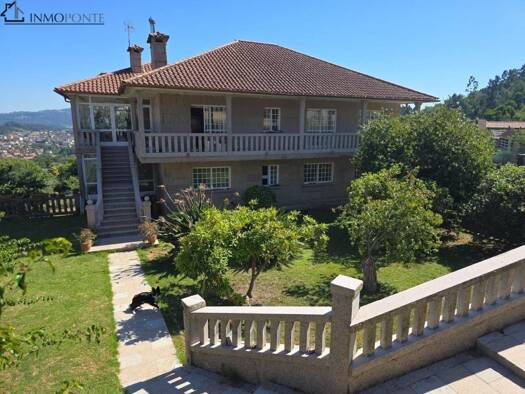 Villa zum Kauf 625.000 € 8 Zimmer 394 m² 1.700 m² Grundstück Poio 36995
