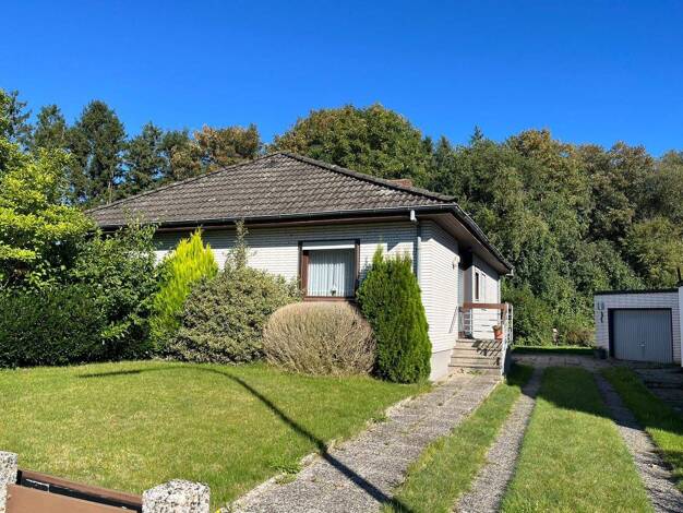 Haus zum Kauf 310.000 € 5 Zimmer 120 m² 1.592 m² Grundstück Leherheide Bremerhaven 27578