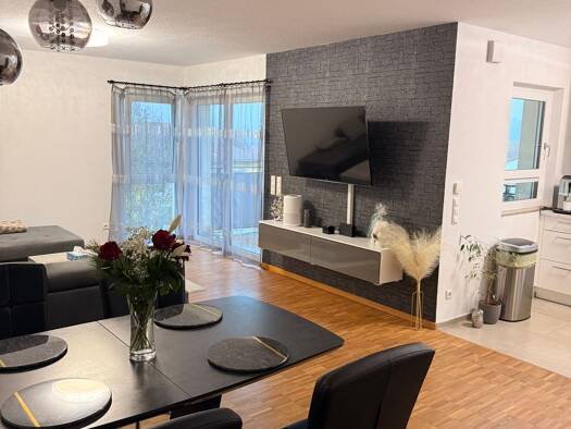 Wohnung zur Miete 900 € 3 Zimmer 80 m² Geschoss 1/2 frei ab 01.01.2026 Rottenbauer Würzburg 97084