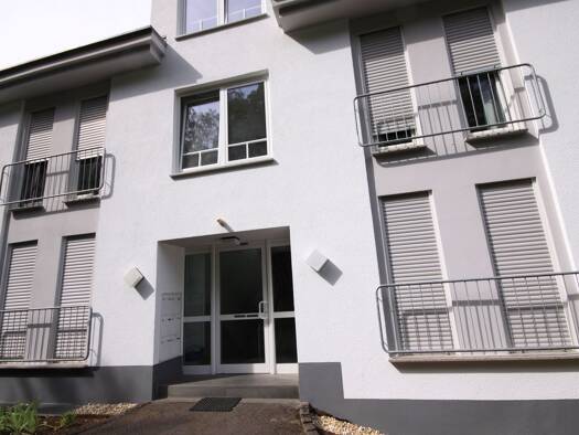 Wohnung zur Miete 750 € 3 Zimmer 101,7 m² 3. Geschoss frei ab 01.10.2026 Burgen 56332