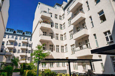 Wohnung zum Kauf 399.000 € 2 Zimmer 62,2 m² 1. Geschoss frei ab sofort Joachim-Friedrich-Straße 39-40 Charlottenburg Berlin 10711