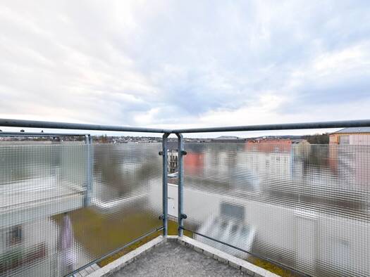 Wohnung zur Miete 310 € 2 Zimmer 51,4 m² 4. Geschoss Konradstraße 7 Schloßchemnitz Chemnitz 09113