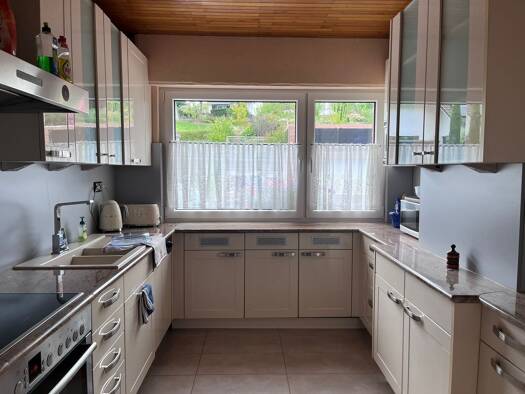 Wohnung zur Miete 900 € 3 Zimmer 85 m² Geschoss EG/1 frei ab sofort Steinbüchel Leverkusen 51377