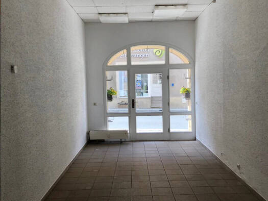 Laden zur Miete 350 € 61,1 m² Verkaufsfläche Löbauer Straße 14 Herrnhut 02747