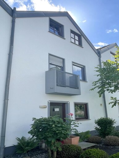 Reihenmittelhaus zum Kauf 395.000 € 6 Zimmer 189 m² 198 m² Grundstück frei ab 01.11.2024 Kernstadt Limburg an der Lahn 65549