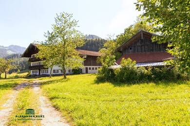 Bauernhof zum Kauf 370.514 m² Grundstück Bach Aschau im Chiemgau 83229