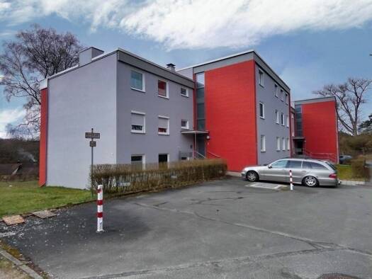 Wohnung zum Kauf 93.000 € 4 Zimmer 92 m² Neuhaus 91284