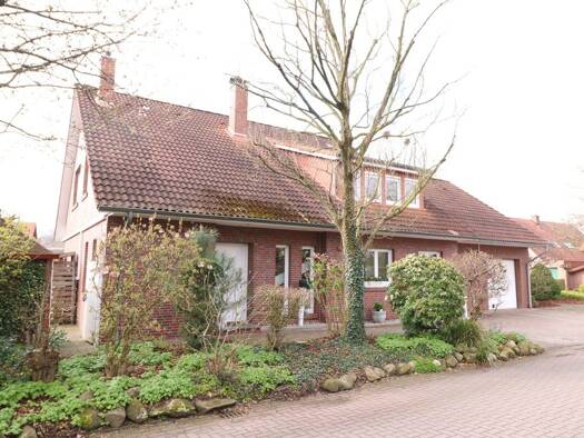Einfamilienhaus zum Kauf 625.000 € 8 Zimmer 232,5 m² 687 m² Grundstück Cloppenburg 49661