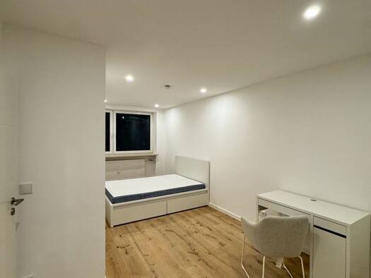 WG-Zimmer zur Miete 925 € 18 m² frei ab sofort Riesenfeldstraße 68 Milbertshofen-Am Hart München 80809