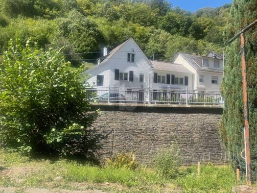 Stadthaus zum Kauf 249.000 € 5 Zimmer 130 m² 4.200 m² Grundstück Kautenbach Traben-Trarbach 56841