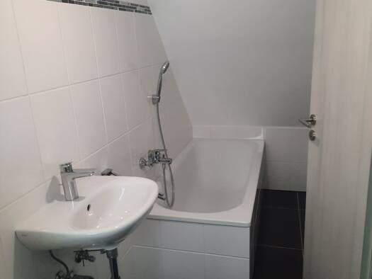 Wohnung zur Miete 950 € 3 Zimmer 73 m² Geschoss 1/3 frei ab sofort Lindenstraße 56 Speldorf Mülheim an der Ruhr 45478