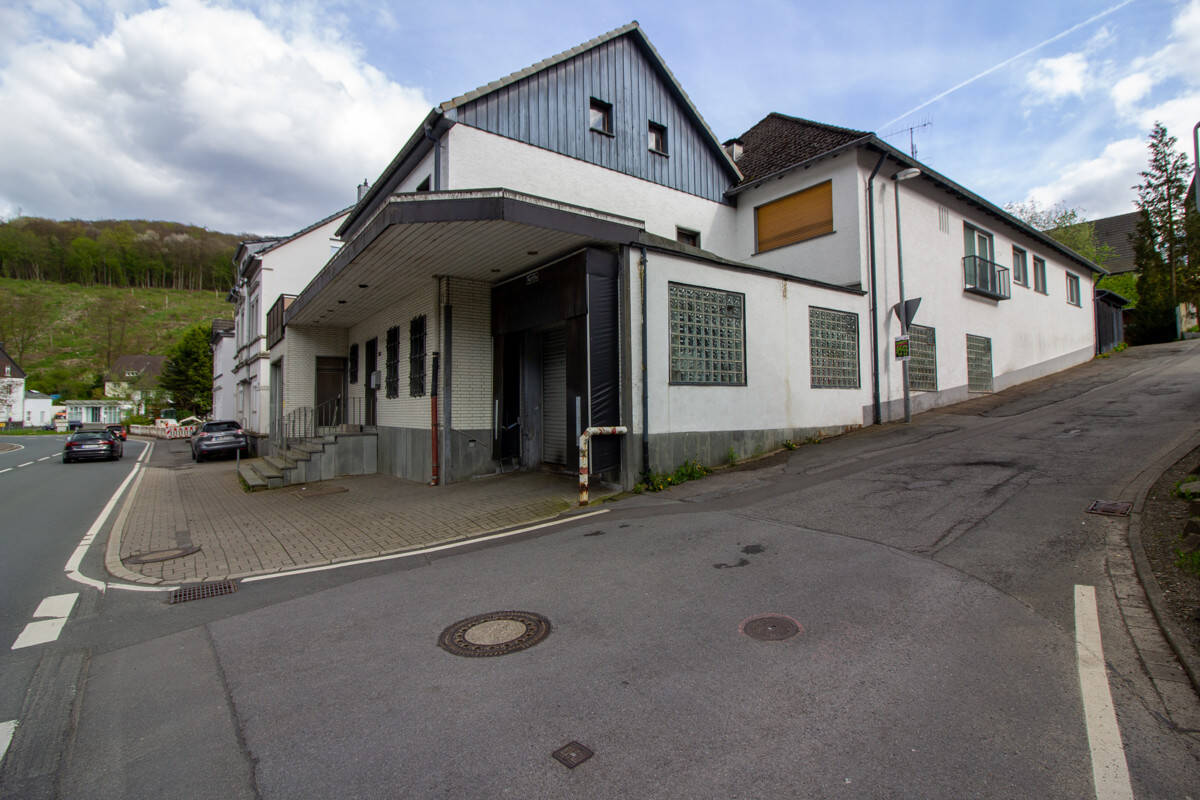 Lagerhalle zum Kauf 235.000 € 360 m²<br/>Lagerfläche Rahmede Altena 58762