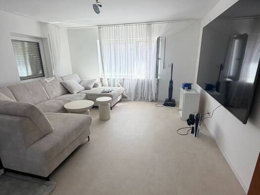 Wohnung zur Miete 1.150 € 3 Zimmer 88 m² Geschoss 1/3 frei ab sofort Röthenbach Röthenbach an der Pegnitz 90552