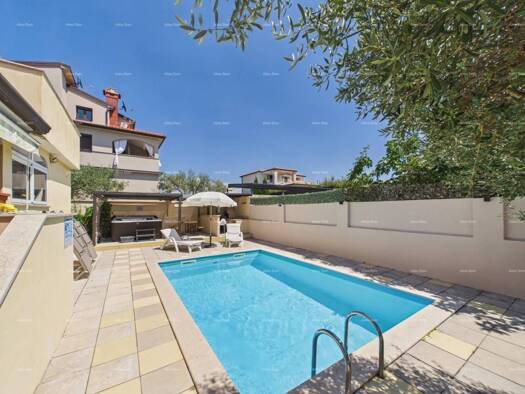 Einfamilienhaus zum Kauf - Erstbezug 550.000 € 9 Zimmer 260 m² 500 m² Grundstück Poreč 52440