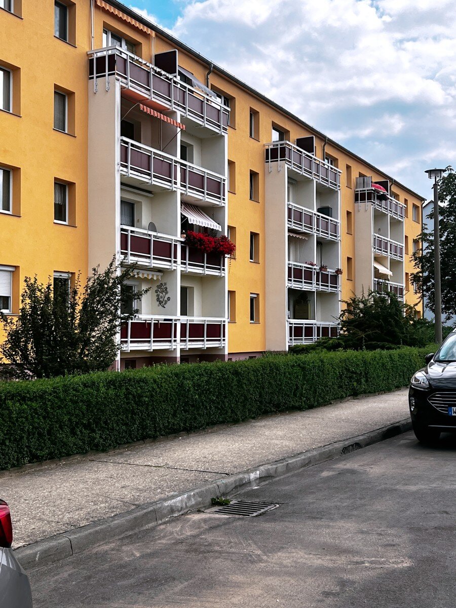 Wohnung zum Kauf 45.900 € 3 Zimmer 60 m²<br/>Wohnfläche 3.<br/>Geschoss Weißenfels Weißenfels 06667