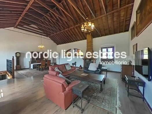 Chalet zum Kauf 950.000 € 3 Zimmer 580 m² Nerja 29780