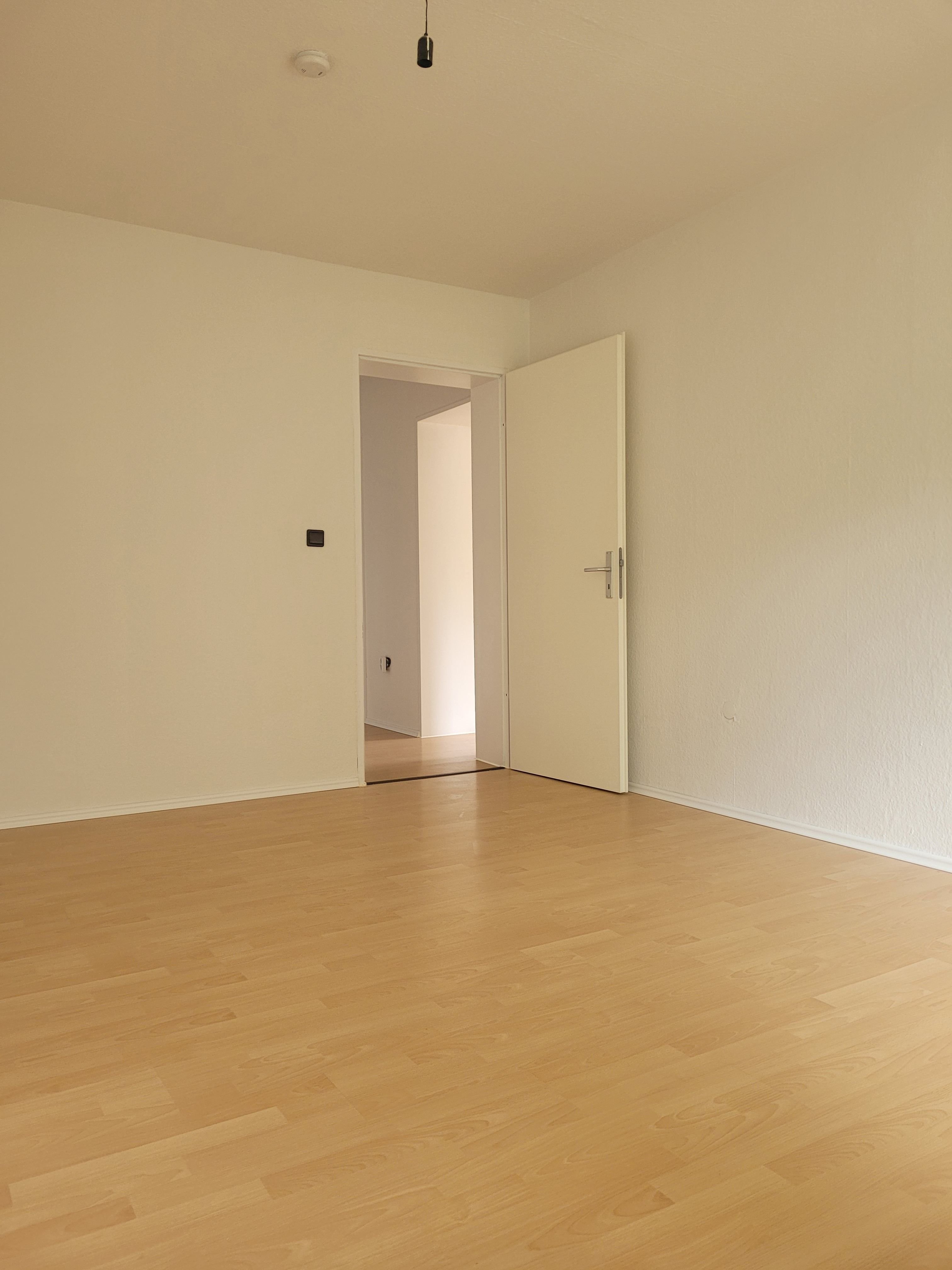 Wohnung zur Miete 375 € 2 Zimmer 62,5 m²<br/>Wohnfläche 2.<br/>Geschoss ab sofort<br/>Verfügbarkeit Vogelsang 21 Horst Gelsenkirchen 45899