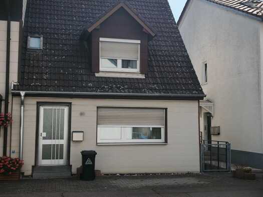 Doppelhaushälfte zum Kauf 215.000 € 5 Zimmer 74 m² 350 m² Grundstück frei ab sofort Schnaitheim Heidenheim an der Brenz 89520