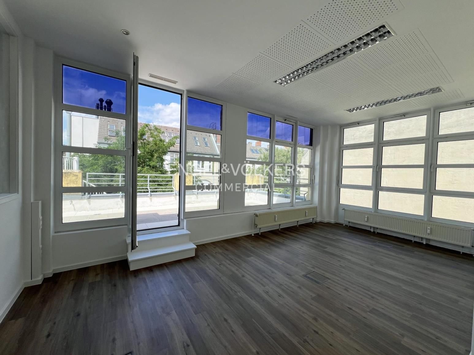 Büro-/Praxisfläche zur Miete 21 € 146,7 m²<br/>Bürofläche ab 146,7 m²<br/>Teilbarkeit Kreuzberg Berlin 10967