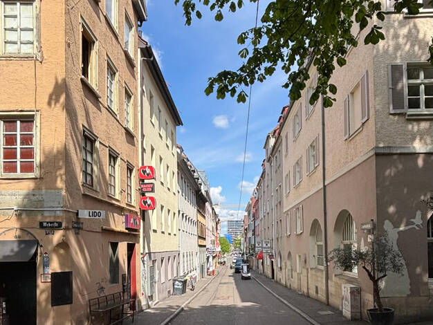 Mehrfamilienhaus zum Kauf 780.000 € 10 Zimmer 240 m² 200 m² Grundstück Mitte Mitte 70182