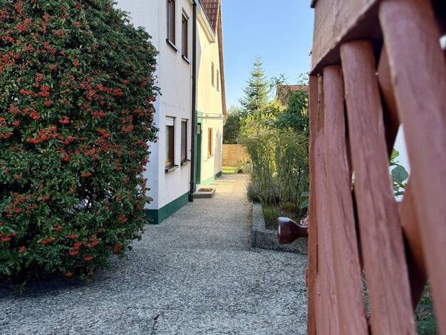 Doppelhaushälfte zum Kauf provisionsfrei 520.000 € 3 Zimmer 100 m² 477 m² Grundstück Zirndorf Zirndorf 90513