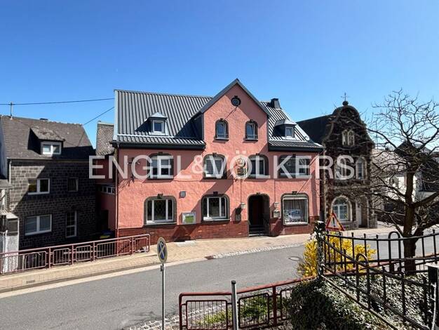 Haus zum Kauf 198.000 € 10 Zimmer 180 m² 800 m² Grundstück Ettringen 56729