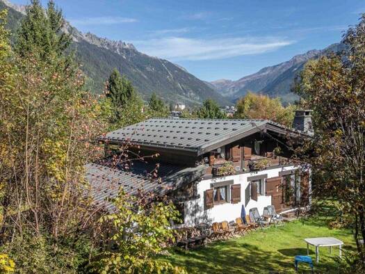 Sonstiges zum Kauf 895.000 € 2.400 m² Grundstück Chedde-Les Plagnes Chamonix 74400