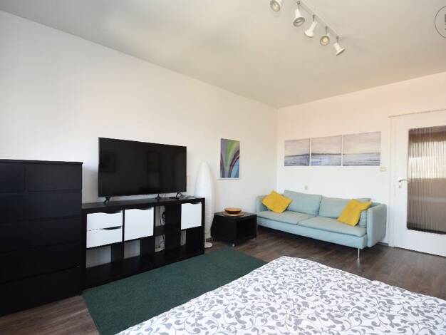 Studio zur Miete 990 € 1 Zimmer 26 m² 7. Geschoss frei ab 15.04.2026 Neustadt-Nord Köln 50670