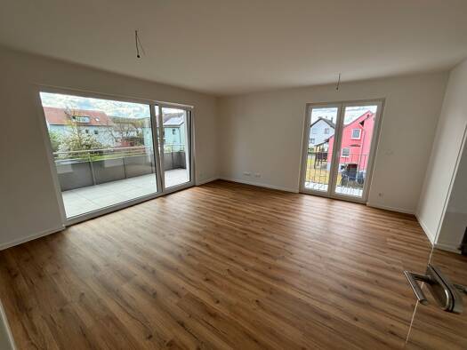 Wohnung zur Miete 1.270 € 4 Zimmer 96 m² Geschoss 2/3 frei ab 01.04.2026 Kemmern 96164