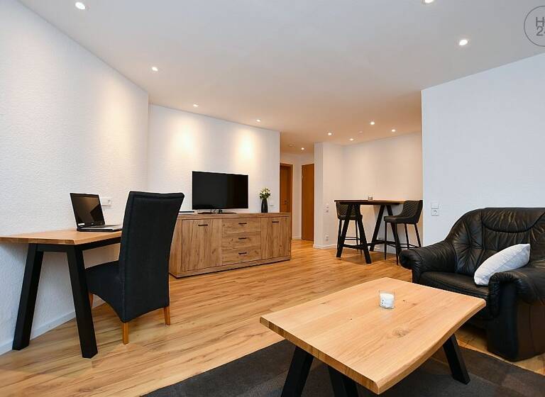 Wohnung zur Miete Wohnen auf Zeit 985 € 2 Zimmer 42 m²<br/>Wohnfläche 01.06.2025<br/>Verfügbarkeit Steinenbronn 71144