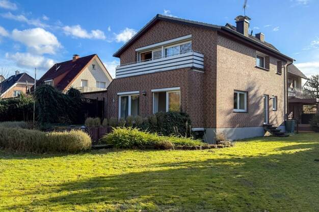 Mehrfamilienhaus zum Kauf 528.000 € 9 Zimmer 274,1 m² 1.662 m² Grundstück Stukenbrock Schloß Holte-Stukenbrock 33758