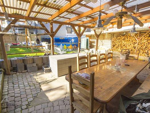 Einfamilienhaus zum Kauf provisionsfrei 379.000 € 11 Zimmer 326 m² 389 m² Grundstück Richthofenstr. 4 Lüttringhausen Remscheid 42899