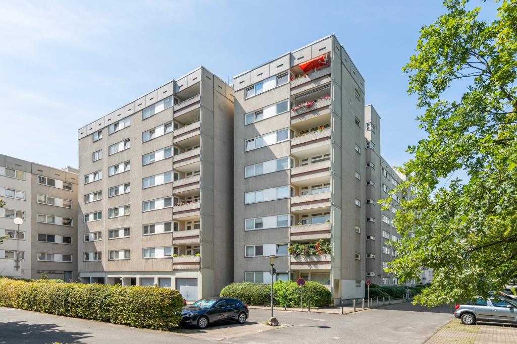 Wohnung zum Kauf provisionsfrei 299.900 € 2 Zimmer 75 m²<br/>Wohnfläche 7.<br/>Geschoss Angerburger Allee 17 Westend Berlin 14055