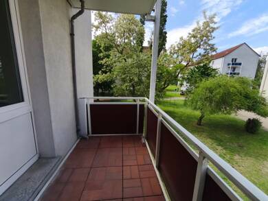 Wohnung zur Miete 338 € 3 Zimmer 58,2 m² 1. Geschoss Arthur-Scheibner-Straße 23 Merseburg Merseburg 06217