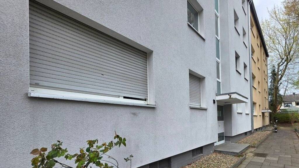 Wohnung zur Miete 554 € 3 Zimmer 63 m² 1. Geschoss frei ab 02.05.2026 Gartenstr. 111 Eschweiler 52249