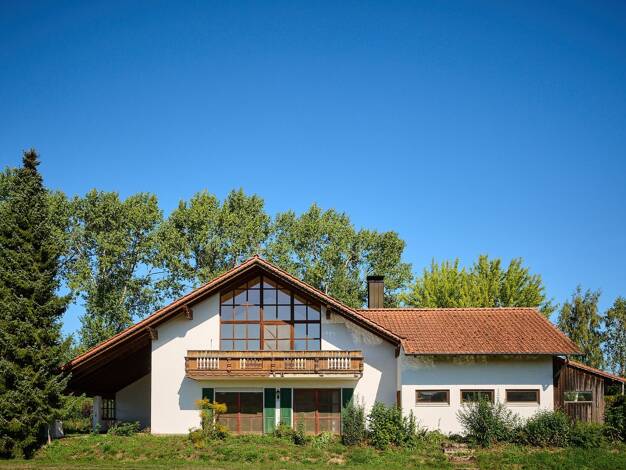Einfamilienhaus zum Kauf 399.000 € 9 Zimmer 310,2 m² 893 m² Grundstück Gundhöring Feldkirchen 94351