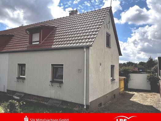 Doppelhaushälfte zum Kauf 57.000 € 4 Zimmer 70 m² 690 m² Grundstück Geringswalde 09326