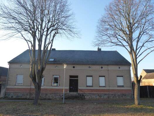 Mehrfamilienhaus zum Kauf 400.000 € 8 Zimmer 200 m² 2.121 m² Grundstück Dierberg 16835