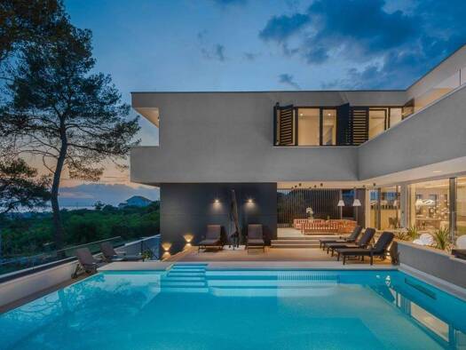 Haus zum Kauf 2.800.000 € 5 Zimmer 453 m² Diklo - Puntamika