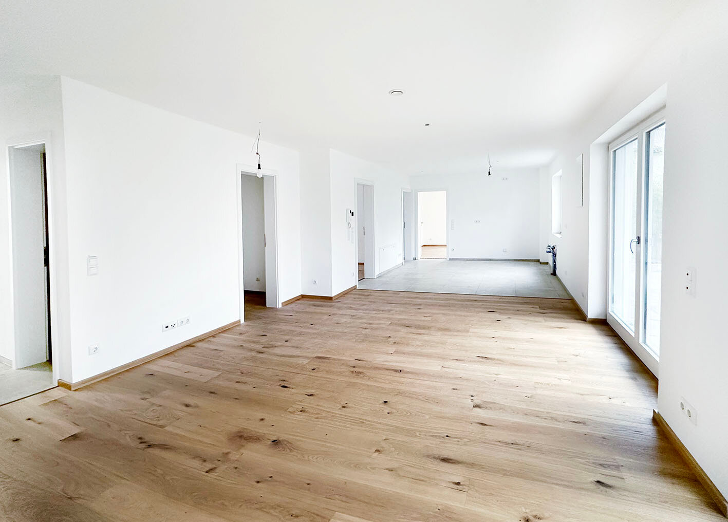 Terrassenwohnung zum Kauf 598.000 € 3 Zimmer 93 m²<br/>Wohnfläche EG<br/>Geschoss Rosenheimerstraße 23 Halfing 83128